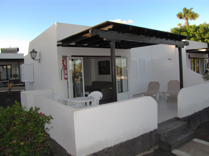 Bungalows Playa Limones Playa Blanca  Ngoại thất bức ảnh